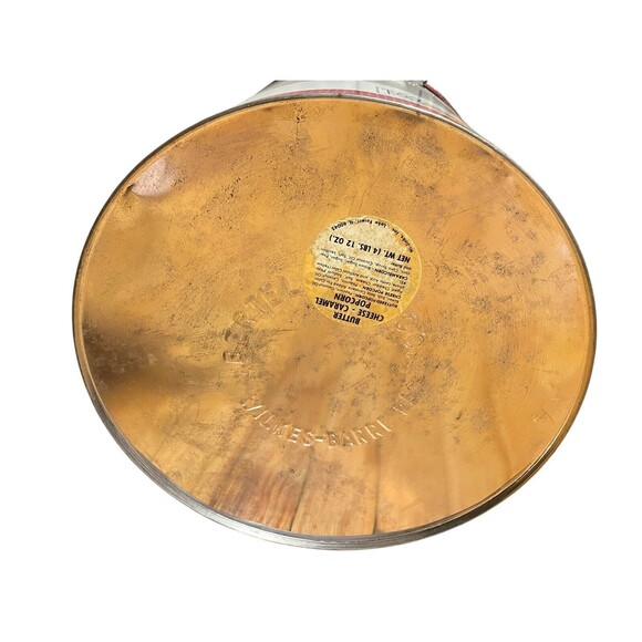 Bertels Can Co Wilkes Barre PA Christmas Bear Popcorn Tin Canister Large Vtg - Picture 8 of 11